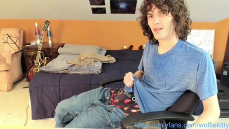 wolfiekitty  12-02-2022